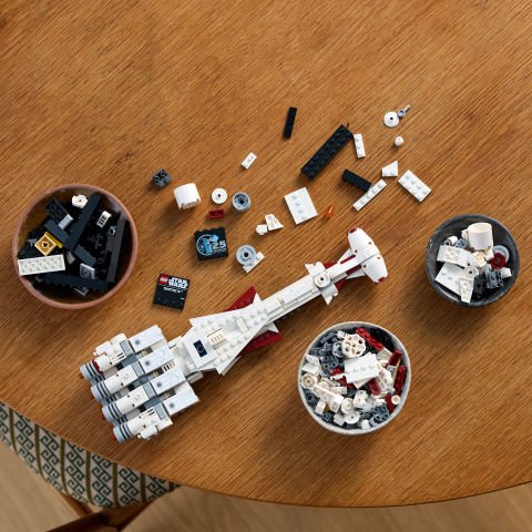 LEGO® Star Wars™ Tantive IV™ 75376 - Star Wars Seven Yetişkinler için İnşa Edilebilen Koleksiyonluk Yaratıcı Starship Modeli Yapım Seti (654 Parça)