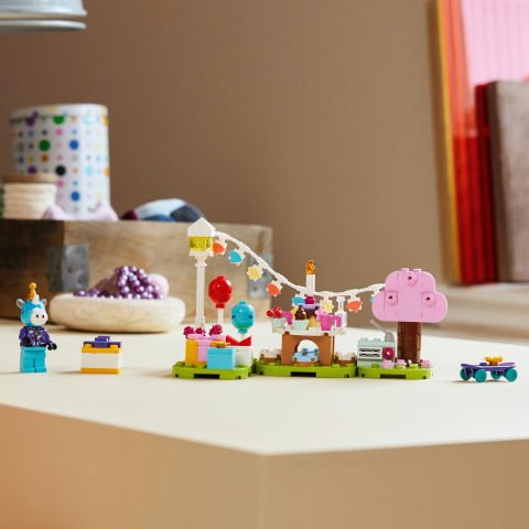 LEGO® Animal Crossing™ Julian Doğum Gününü Kutluyor 77046 - 6 Yaş ve Üzeri Çocuklar için Yaratıcı Oyuncak Yapım Seti