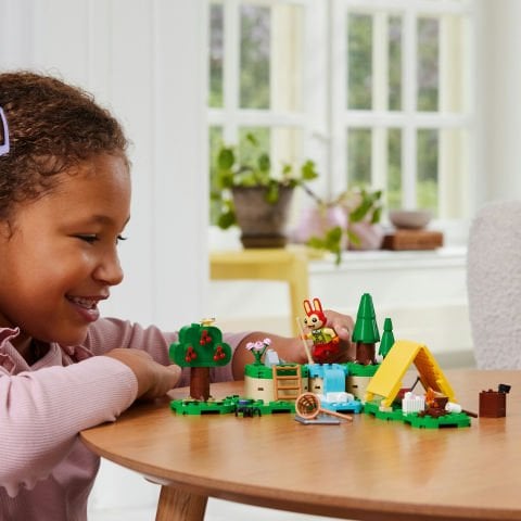 LEGO® Animal Crossing™ Bunnie Açık Hava Aktivitelerinde 77047 - 6 Yaş ve Üzeri Çocuklar için Yaratıcı Oyuncak Yapım Seti (164 Parça)