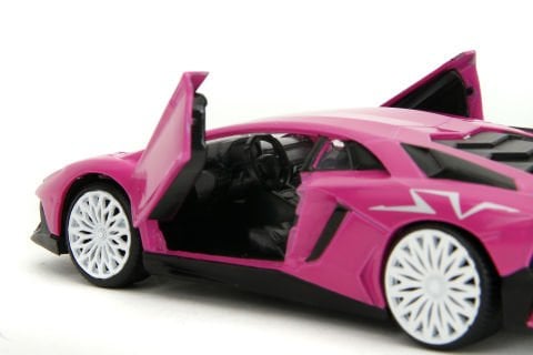 Pink Slips 1:32 Araba