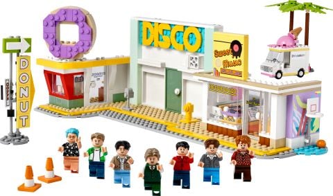 LEGO® Ideas BTS Dynamite 21339 Yapım Seti (749 Parça)