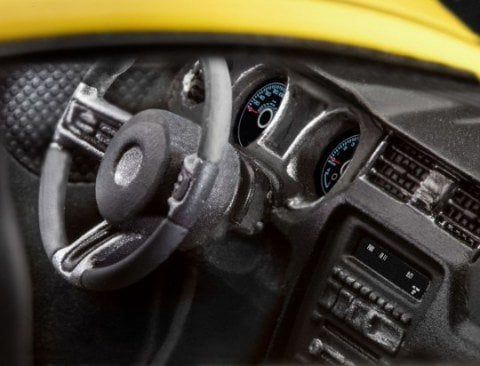 Revell 2013 Ford Mustang Boss 302