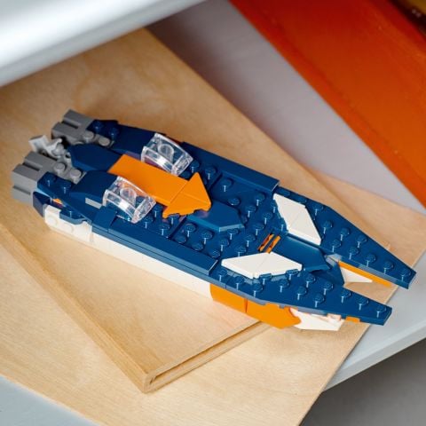 LEGO® Creator 3ü 1 Arada Süpersonik Jet 31126