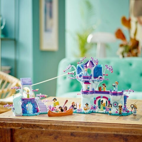 LEGO® ǀ Disney Büyülü Ağaç Ev 43215 Oyuncak Yapım Seti (1016 Parça)