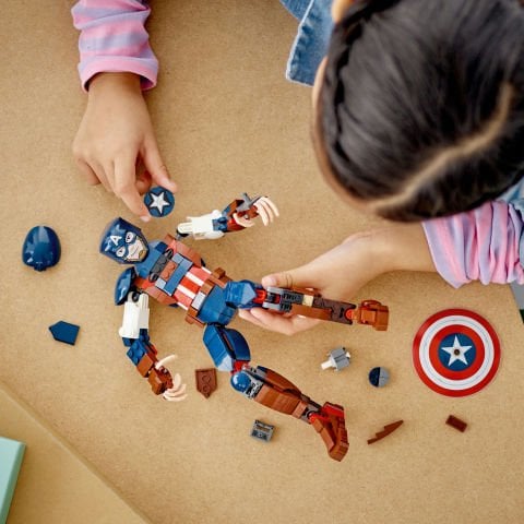 LEGO® Marvel Kaptan Amerika Yapım Figürü 76258 Oyuncak Yapım Seti (310 Parça)