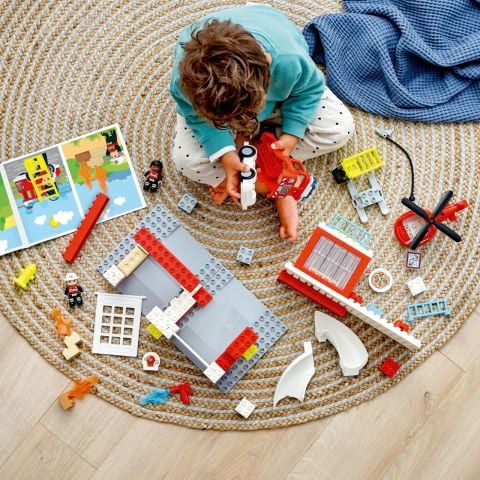 LEGO® DUPLO® Kurtarma İtfaiye Merkezi ve Helikopter 10970 - 2 Yaş ve Üzeri için İtfaiye Kamyonu ve Helikopter İçeren Oyuncak Yapım Seti
