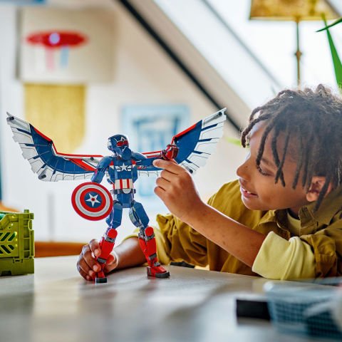 LEGO® Marvel Kaptan Amerika ile Red Hulk Savaşı 76292
