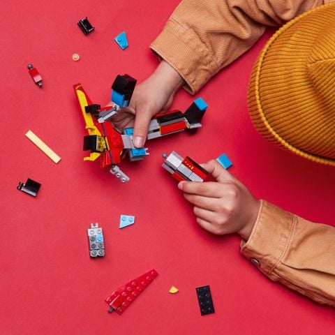LEGO® Creator 3’ü 1 Arada Süper Robot 31124 - 7 Yaş ve Üzeri için Oyuncak Robot, Jet Uçağı ve Ejderha Modeli İçeren Oyuncak Yapım Seti