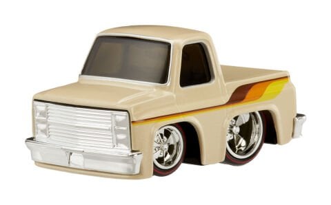 CarTuned S3 1987 Chevy C10 - Krem Rengi Custom Araba