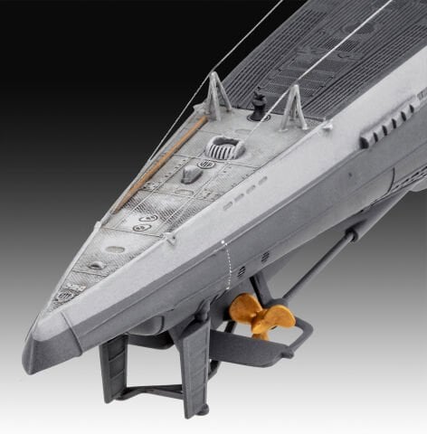 Revell German Submarine Type IX C/40 (U190)