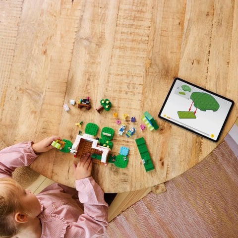 LEGO® Animal Crossing™ Able Sisters Giyim Mağazası Rol Yapma Yapım Seti 77055