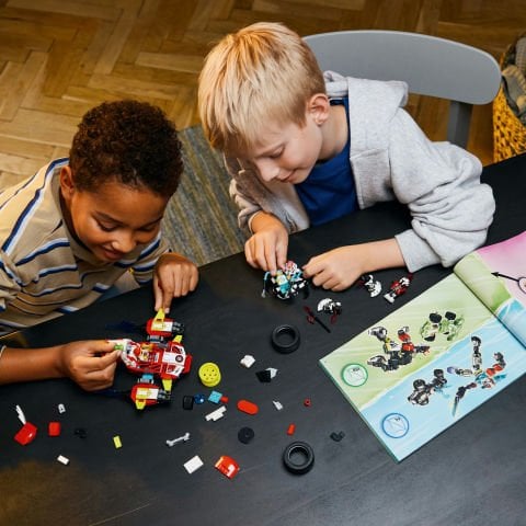 LEGO® DREAMZzz™ Cooper'ın Kaplan Robotu ve Zero'nun Hot Rod Arabası Oyuncağı 71497