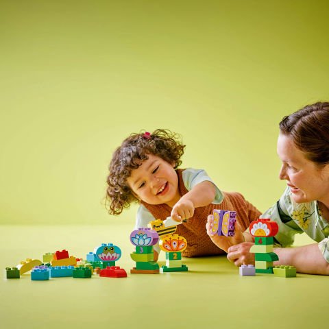 LEGO® DUPLO® Kasabası Yaratıcı Bahçe ve Çiçekler Renk Ayırma ve Dizme Oyuncağı 10444