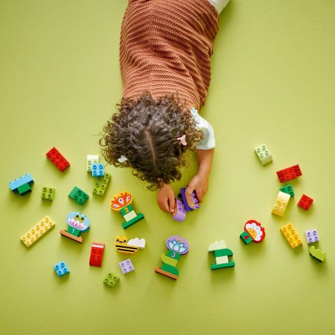 LEGO® DUPLO® Kasabası Yaratıcı Bahçe ve Çiçekler Renk Ayırma ve Dizme Oyuncağı 10444