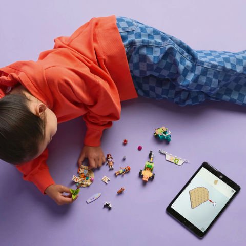 LEGO® Friends Sörfçü Köpekler ve Scooter Macerası Yapım Oyuncağı 42641