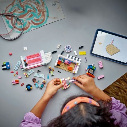 LEGO® Friends Kuaför ve Aksesuar Mağazası Yaratıcı Oyun Seti 42662