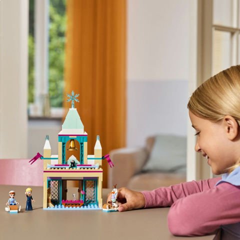LEGO® ǀ Disney Frozen Arendelle Karlar Ülkesi Şatosu Yapım Seti 43265