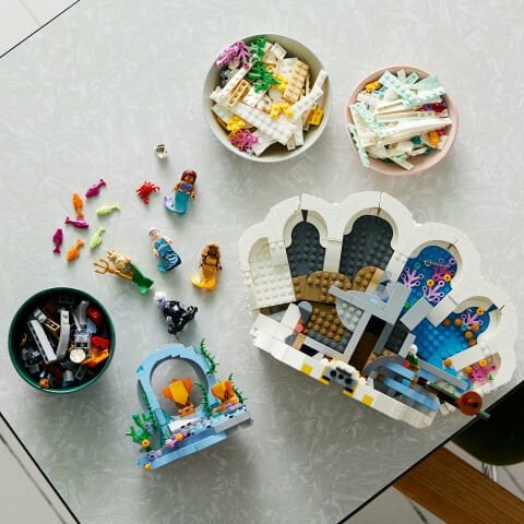 LEGO® | Disney Küçük Deniz Kızı Kraliyet İstiridyesi 43225 Yapım Seti (1808 Parça)
