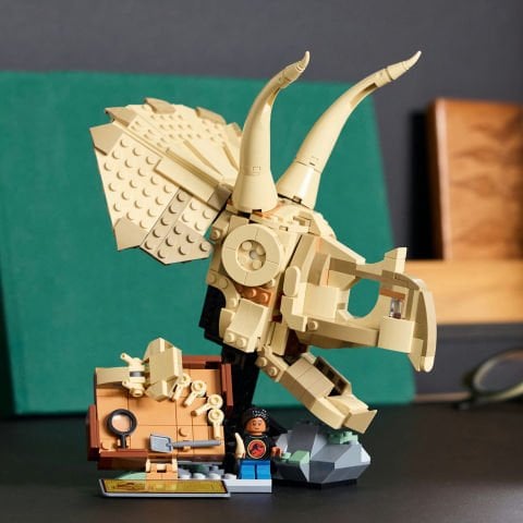 LEGO® Jurassic World Dinozor Fosilleri: Triceratops Kafatası Model Seti 76969