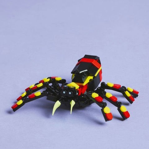 LEGO® Creator 3'ü 1 Arada Vahşi Hayvanlar: Şaşırtıcı Örümcek Oyun Seti 31159