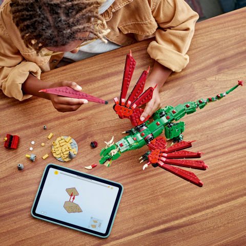 LEGO® Creator 3'ü 1 Arada Orta Çağ Ejderhası Oyun Seti 31161