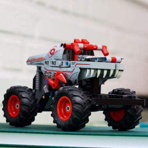 LEGO® Technic Monster Jam™ ThunderROARus™ Çek-Bırak Oyuncak Kamyon 42200
