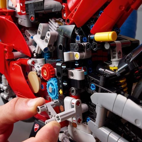 LEGO® S Motosiklet Modeli Yapım Seti 42202