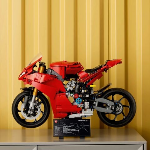 LEGO® S Motosiklet Modeli Yapım Seti 42202