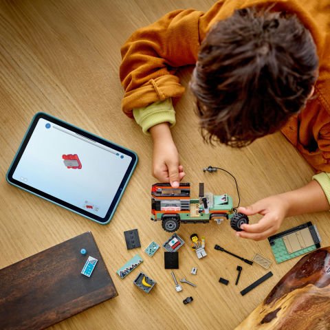 LEGO® City 4x4 Arazi Dağ Arabası Macera Oyuncağı 60447