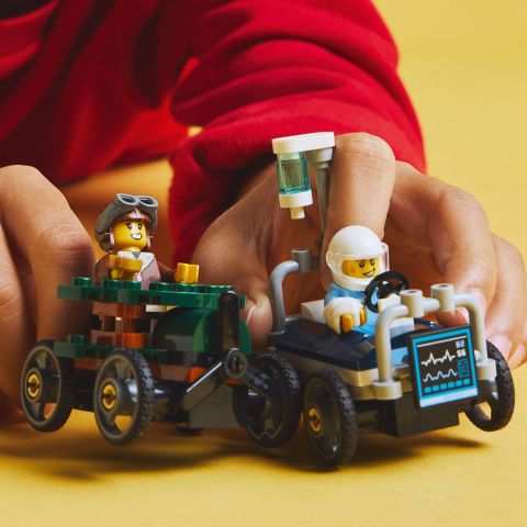 LEGO® City Uçak, Hastane Yatağına Karşı Yarış Arabası Paketi Soapbox Yarışı Oyuncağı 60459