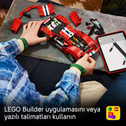LEGO® Technic Ferrari 488 PISTA Araba 42235