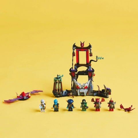 LEGO® NINJAGO® Ejderinsan Fırtına Köyü Savaş Arenası Oyun Seti 71841