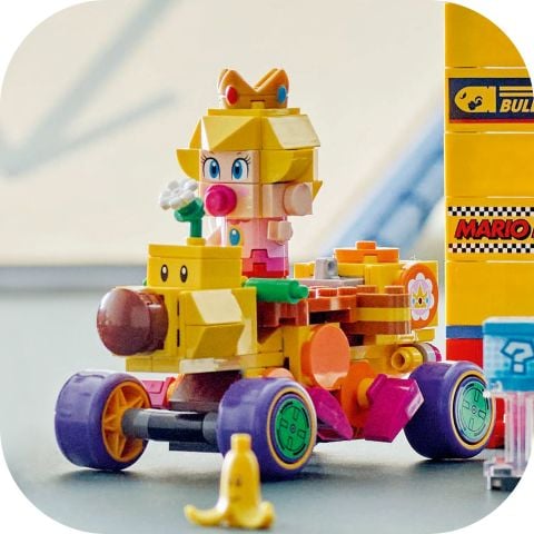 LEGO® Super Mario™: Mario Kart™ – Baby Peach ve Grand Prix Seti Yarış Oyuncağı 72036