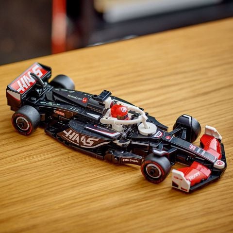LEGO® Speed Champions MoneyGram Haas F1® Team VF-24 Yarış Arabası Oyuncak Araç 77250