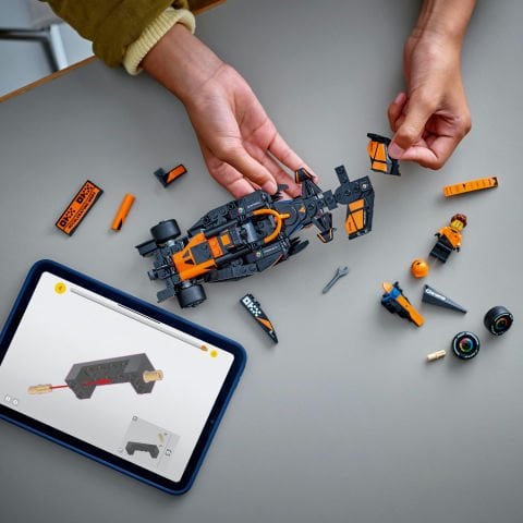 LEGO® Speed Champions McLaren F1® Team MCL38 Yarış Arabası Araç Seti 77251