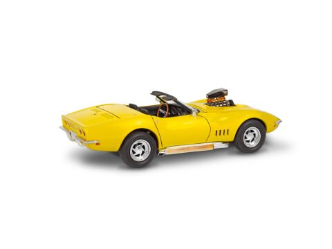 ’68 Corvette L/88 Convertible İkisi Bir Arada Model Kit