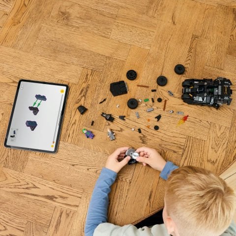LEGO® DC Batman™: Batman™ Tumbler, Two-Face™ ve Joker™’e Karşı 76303
