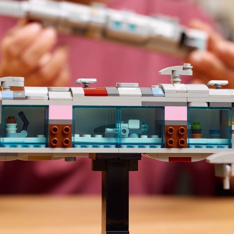 LEGO® Star Wars™ Home One Starcruiser, İnşa Edilebilen Starship Model Seti 75405