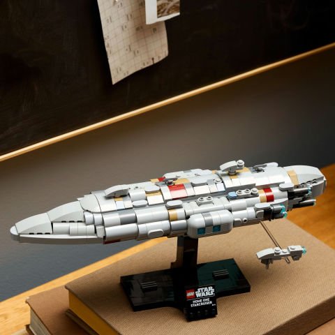 LEGO® Star Wars™ Home One Starcruiser, İnşa Edilebilen Starship Model Seti 75405