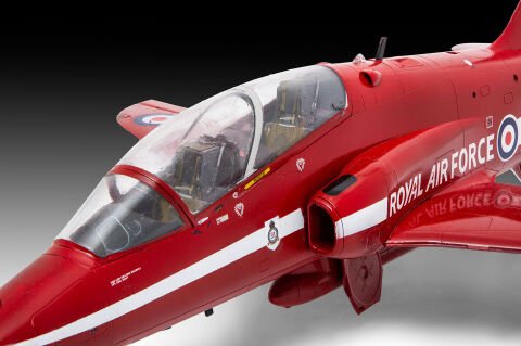 BAe Hawk T.1A ''RAF Red Arrows'' Model Kit