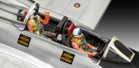 Revell Gift Set Northrop F-89 Scorpion 75.yıl
