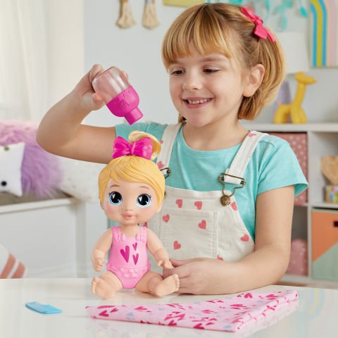 BABY ALIVE BEBEĞİMLE ŞAMPUAN EĞLENCESİ - SARIŞIN