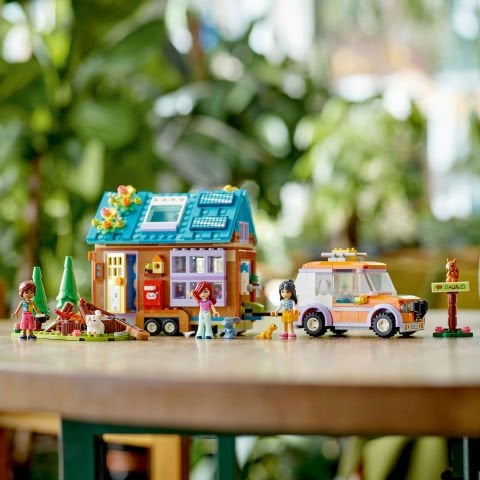 LEGO® Friends Mobil Küçük Ev 41735 Oyuncak Yapım Seti (785 Parça)