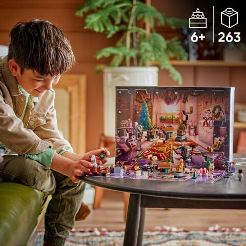 LEGO® Star Wars™ 2025 Yılbaşı Takvimi Hediye Seti 75418