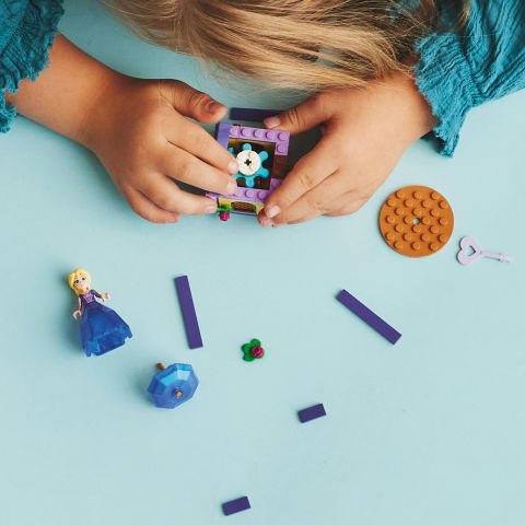 LEGO® ǀ Disney Dönen Rapunzel 43214 Oyuncak Yapım Seti (89 Parça)