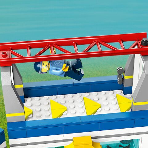 LEGO® City Polis Eğitim Akademisi 60372 Oyuncak Yapım Seti (823 Parça)