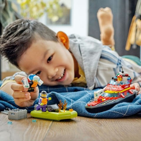 LEGO® City İtfaiye Kurtarma Teknesi 60373 Oyuncak Yapım Seti