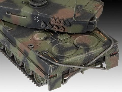 SLT 50-3 ''Elefant'' + Leopard 2A4