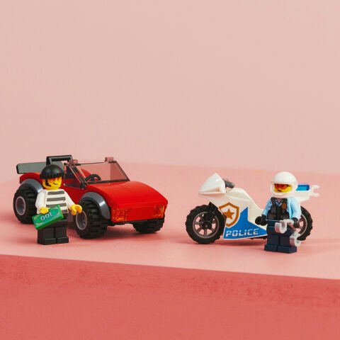 LEGO® City Polis Motosikleti Araba Takibi 60392 Oyuncak Yapım Seti (59 Parça)