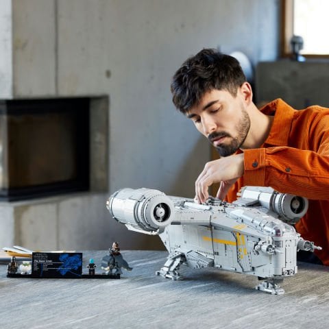 LEGO® Star Wars™ Razor Crest™ 75331 Yapım Seti (6186 Parça)